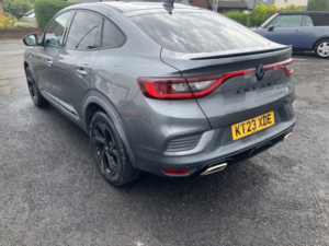 2023 Renault Arkana 1.6 E-Tech E-Tech Engineered in Grey — image 4