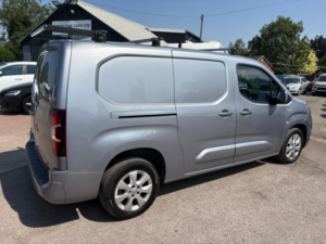 2020 Vauxhall Combo 1.6 Turbo D 2300 Limited Edition Nav Panel Van 4dr Diesel Manual L2 H1 Euro 6 (s/s) (100 Ps) in Grey — image 5