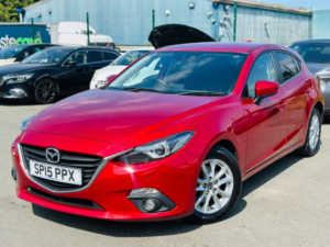 2015 Mazda Mazda3 2.0 Skyactiv-G Se-L in Red — image 3