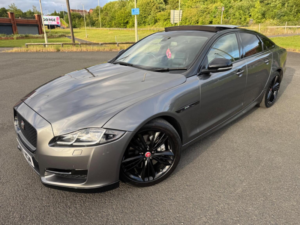 2017 Jaguar Xj 3.0 V6 R-Sport Auto Euro 6 (s/s) 4dr in Grey — image 3