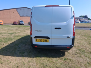 2023 Ford Transit Custom 2.0 300 Ecoblue Panel Van 5dr Diesel Manual L2 H1 Euro 6 (s/s) (130 Ps) in White — image 4