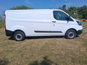 2023 Ford Transit Custom 2.0 300 Ecoblue Panel Van 5dr Diesel Manual L2 H1 Euro 6 (s/s) (130 Ps) in White — image 6