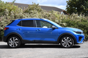 2024 Kia Stonic 1.0 T-Gdi Mhev Gt-Line S SUV 5dr Petrol Hybrid Manual Euro 6 (s/s) (118 Bhp) in Blue — image 2