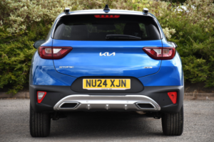 2024 Kia Stonic 1.0 T-Gdi Mhev Gt-Line S SUV 5dr Petrol Hybrid Manual Euro 6 (s/s) (118 Bhp) in Blue — image 6