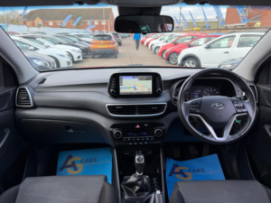 2020 Hyundai Tucson 1.6 Gdi Se Nav Euro 6 (s/s) 5dr in Red — image 2