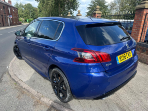 2018 Peugeot 308 1.6 Bluehdi Gt Line Euro 6 (s/s) 5dr in Blue — image 4