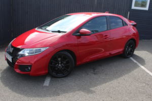 2016 Honda Civic 1.4 I-Vtec Sport in Red — image 4