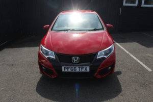 2016 Honda Civic 1.4 I-Vtec Sport in Red — image 5