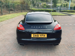2012 Porsche Panamera 3.0 D V6 in Black — image 5