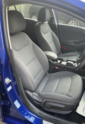 2020 Hyundai Ioniq Ioniq Ev Prem 38.3kwh My20 in Blue — image 4