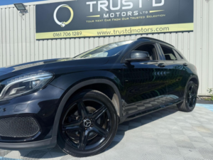 2016 Mercedes-Benz Gla 2.1 Gla220d Amg Line (premium) 7g-Dct 4matic Euro 6 (s/s) 5dr in Black — image 6