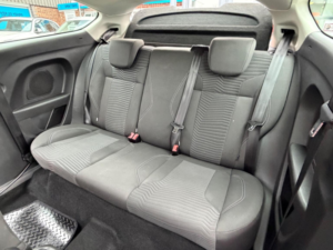 2016 Ford Fiesta 1.5 Tdci Zetec Euro 6 3dr in Red — image 5