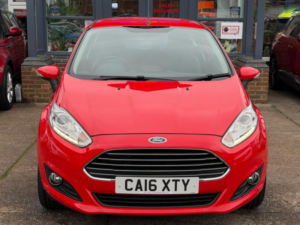 2016 Ford Fiesta 1.5 Tdci Zetec Euro 6 3dr in Red — image 6