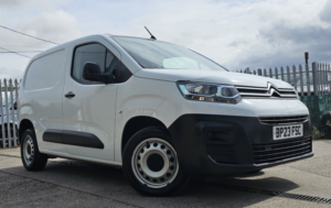 2023 Citroen Berlingo 1.5 Berlingo Van M Bluehdi 100 S&s 6-Speed Manual 1000 Enterprise Edition in White — image 4