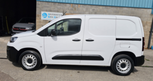 2023 Citroen Berlingo 1.5 Berlingo Van M Bluehdi 100 S&s 6-Speed Manual 1000 Enterprise Edition in White — image 5