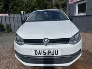 2015 Volkswagen Polo 1.4 Tdi Bluemotion Tech Se Design in White — image 3