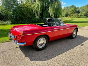 1966 MG Mgb 1.8 Roadster in Red — image 4