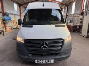 2021 Mercedes-Benz Sprinter 316 Mwb Rwd 3500kgs Towing. 61500 Miles. Fsh. 1 Owner. in White — image 2