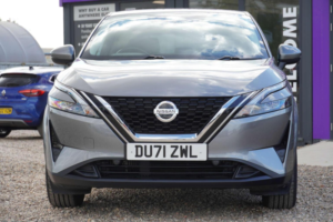 2021 Nissan Qashqai 1.3 Dig-T Mhev Acenta Premium Euro 6 (s/s) 5dr in Grey — image 5
