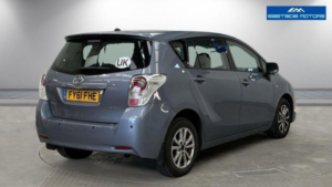 2011 Toyota Verso 1.8 V-Matic Tr Multidrive S Euro 5 5dr in Blue — image 4