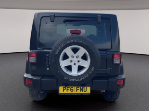2012 Jeep Wrangler 3.6 V6 Sahara Lhd Left Hand Drive 4WD SUV in Green — image 5