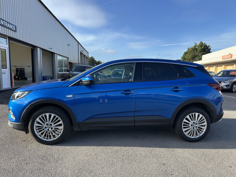 2019 Vauxhall Grandland X 1.2 Turbo Tech Line Nav in Blue — image 2
