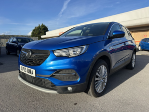 2019 Vauxhall Grandland X 1.2 Turbo Tech Line Nav in Blue — image 3
