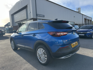 2019 Vauxhall Grandland X 1.2 Turbo Tech Line Nav in Blue — image 4