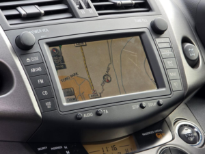 2011 Toyota Rav4 2.2 D-Cat Sr SUV 5dr Diesel Auto 4WD Euro 5 (150 Ps) in Silver — image 6