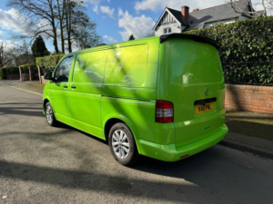 2011 Volkswagen Transporter in Green — image 4