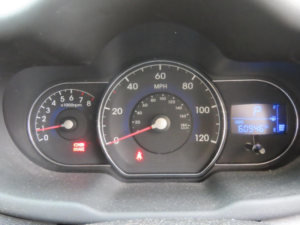 2012 Hyundai I10 1.2 Active Auto Euro 5 5dr in Red — image 6