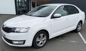 2017 Skoda Rapid 1.2 Tsi Se Euro 6 (s/s) 5dr in White — image 3