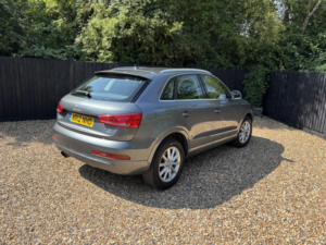 2012 Audi Q3 2.0 Tfsi Se in Grey — image 3