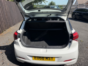 2018 Hyundai I20 1.2 I20 S Air 1.2 75ps +dab in White — image 6