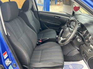 2015 Suzuki Swift 1.2 Dualjet Sz4 4x4 in Blue — image 5