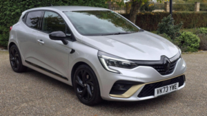 2023 Renault Clio 1.6 E-Tech E-Tech Engineered Auto Euro 6 (s/s) 5dr in Silver — image 5