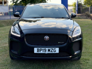2019 Jaguar E-Pace 2.0 D180 R-Dynamic Se Auto AWD Euro 6 (s/s) 5dr in Black — image 4