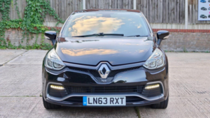 2013 Renault Clio 1.6 Tce Renaultsport Lux Edc Euro 5 5dr in Black — image 3