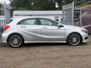 2014 Mercedes-Benz A Class 1.5 A180 Cdi Amg Sport Euro 5 (s/s) 5dr in Silver — image 4