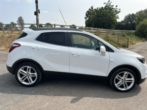2017 Vauxhall Mokka X 1.6 Cdti Elite Nav in White — image 3