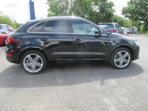 2015 Audi Q3 2.0 Tdi S Line Plus in Black — image 2