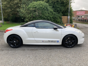 2013 Peugeot Rcz 2.0 Hdi Magnetic in White — image 4