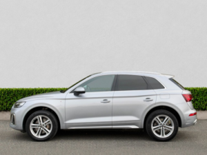 2021 Audi Q5 2.0 Tfsie 50 S Line SUV 5dr Petrol Plug-In Hybrid S Tronic Quattro Euro 6 (s/s) 17.9kwh (299 Ps) in Silver — image 4