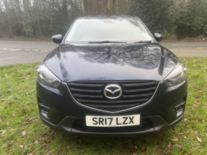 2017 Mazda Cx-5 2.2 Skyactiv-D Sport Nav in Blue — image 4