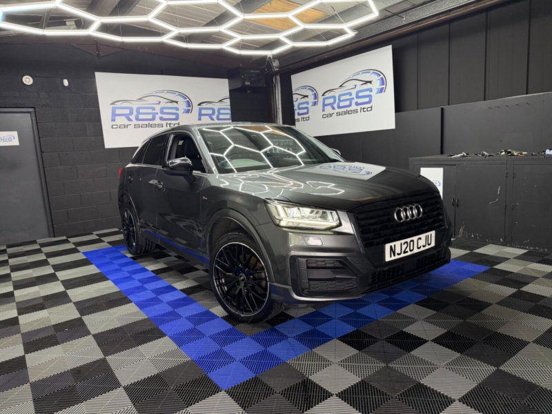 2020 Audi Q2 1.0 Tfsi 30 Black Edition in Grey — image 1