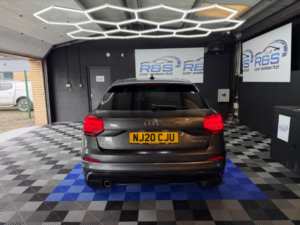 2020 Audi Q2 1.0 Tfsi 30 Black Edition in Grey — image 6