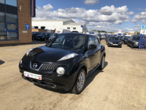 2013 Nissan Juke 1.6 Acenta Premium in Black — image 2