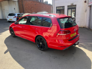 2017 Volkswagen Golf 2.0 Tdi Gtd in Red — image 6