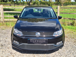 2016 Volkswagen Polo 1.2 Tsi Bluemotion Tech Se in Black — image 6
