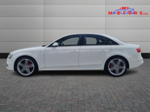 2015 Audi A4 2.0 Tdi S Line in White — image 4